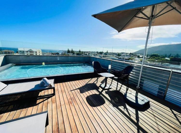 Central Mountain View Apartment, Hermanus Waterfront Εξωτερικό φωτογραφία
