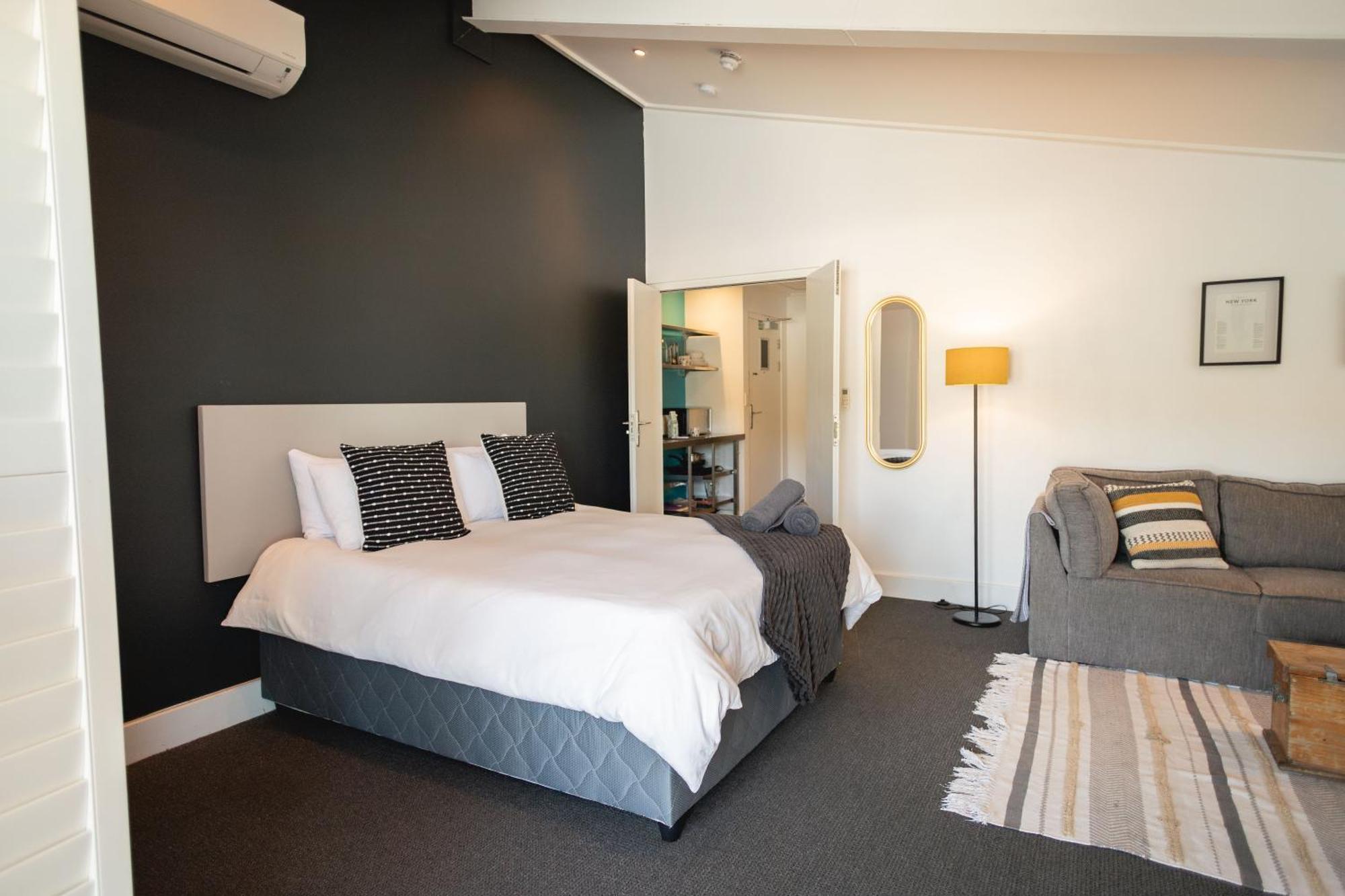Central Mountain View Apartment, Hermanus Waterfront Εξωτερικό φωτογραφία